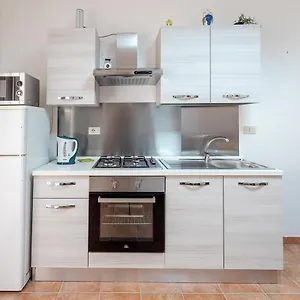 https://casa-del-motta-camastra.sicilyhotelsitaly.net