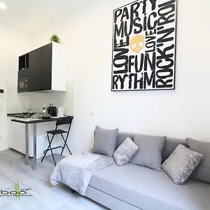 https://bamboo-milano-lomellina-studio.italymilanhotels.net